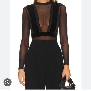 Undress code Elegant Black Sheer Women's Top